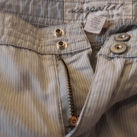 SALE EUC Aeropostale Grey Shorts/Skimmer 7/8 - Picture 8 of 12